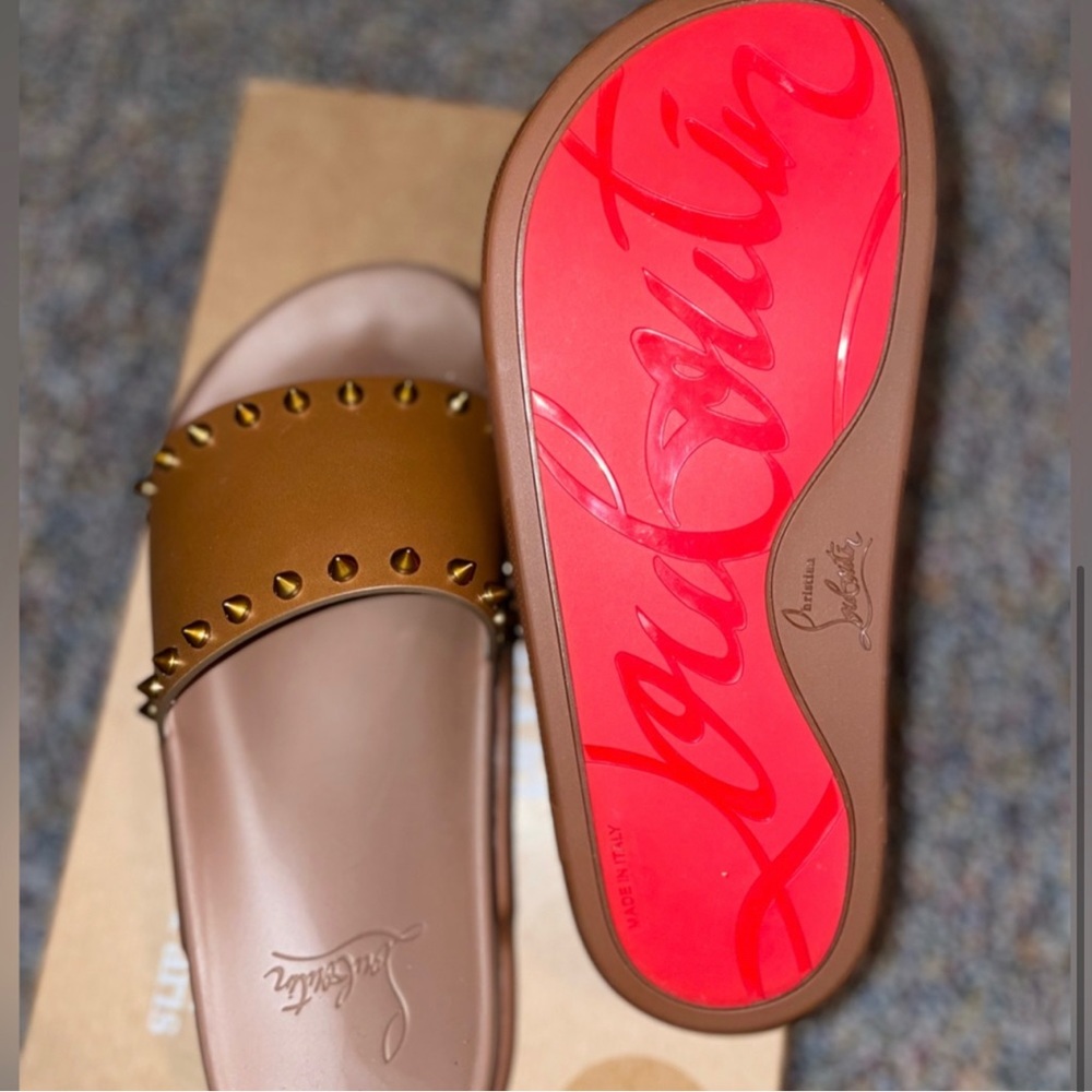 Authentic size 7 brown leather very comfortable